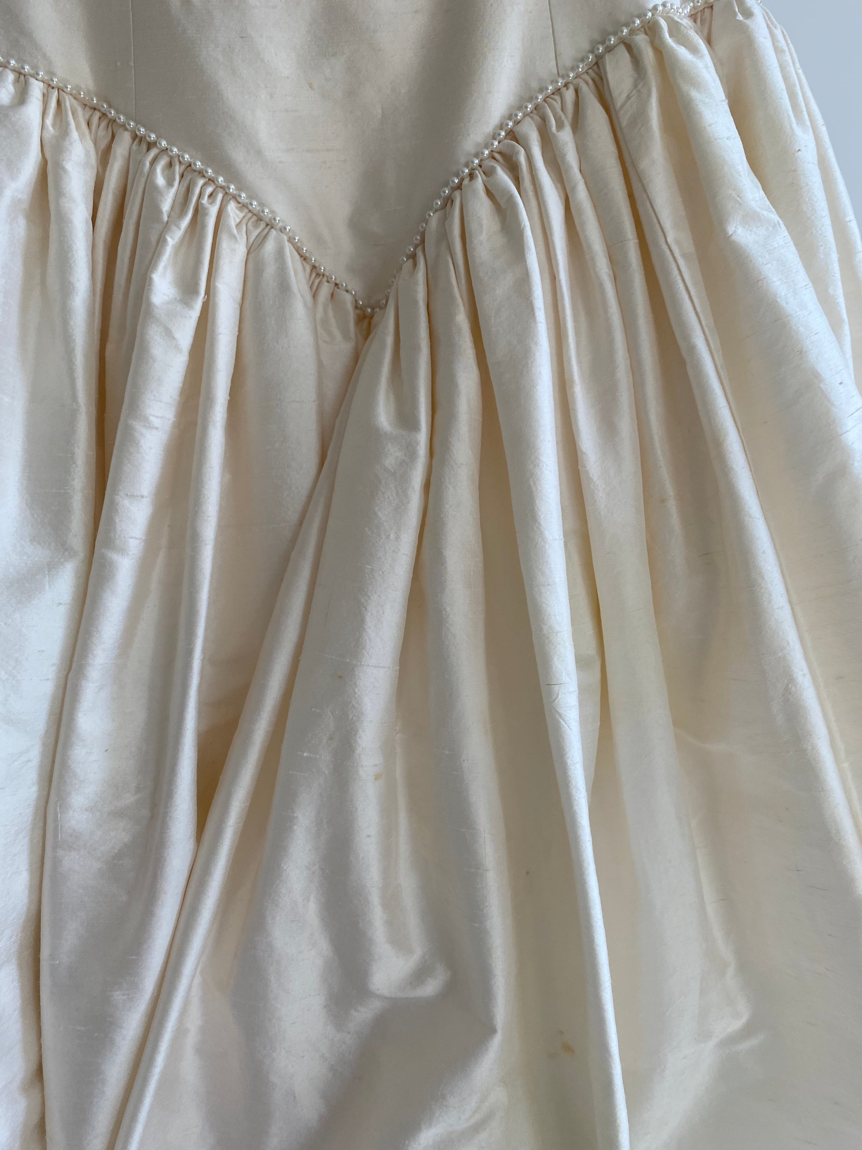 1980s Rose Trimmed Silk Wedding Dress
