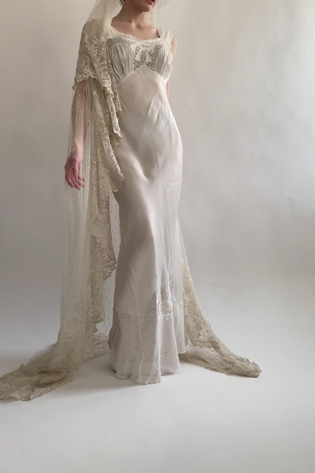 1930s Vintage Slip Dress with Lace and Embroidery Details