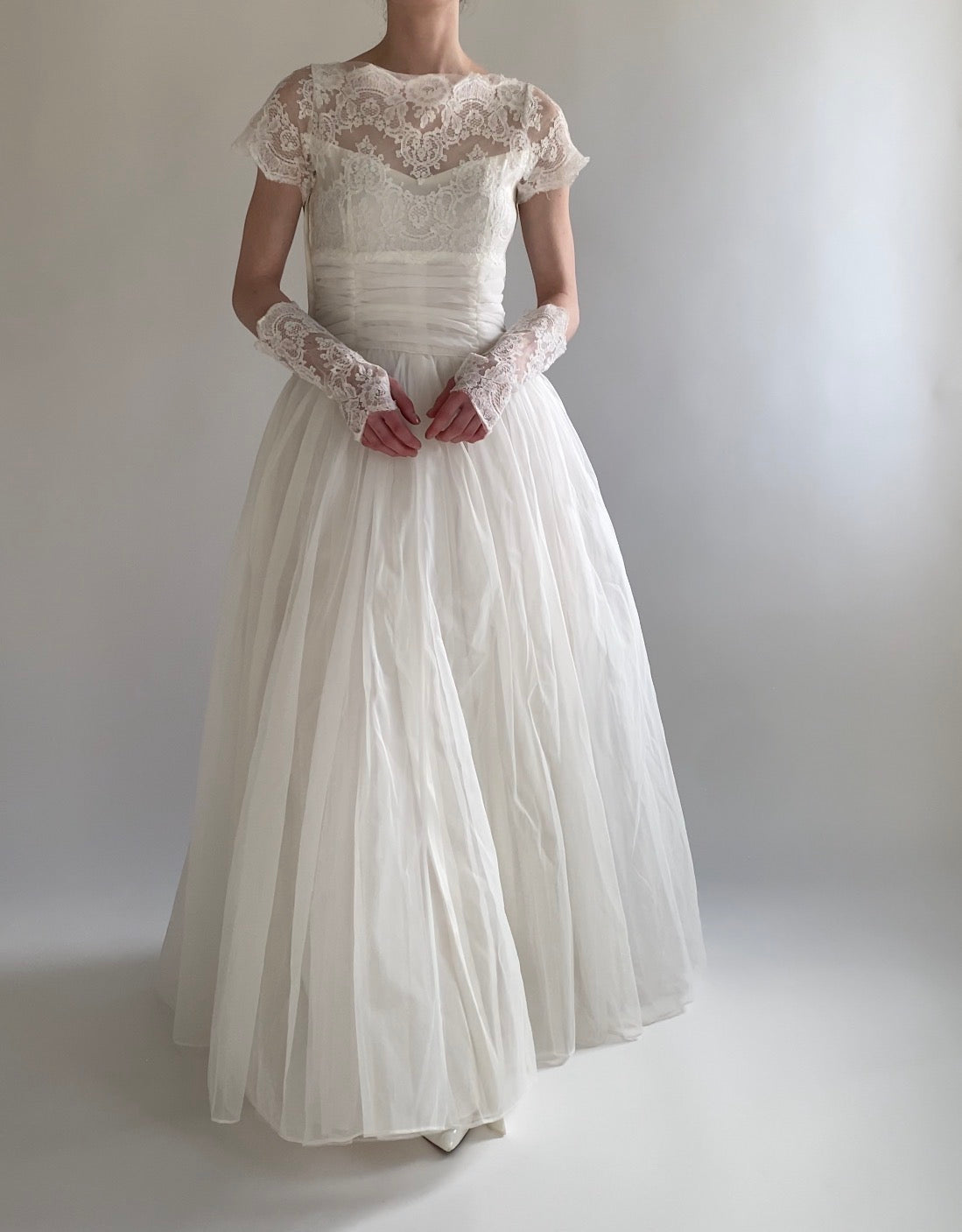 Archive No. 017 — 1950s Lace Wedding Gown + Gloves