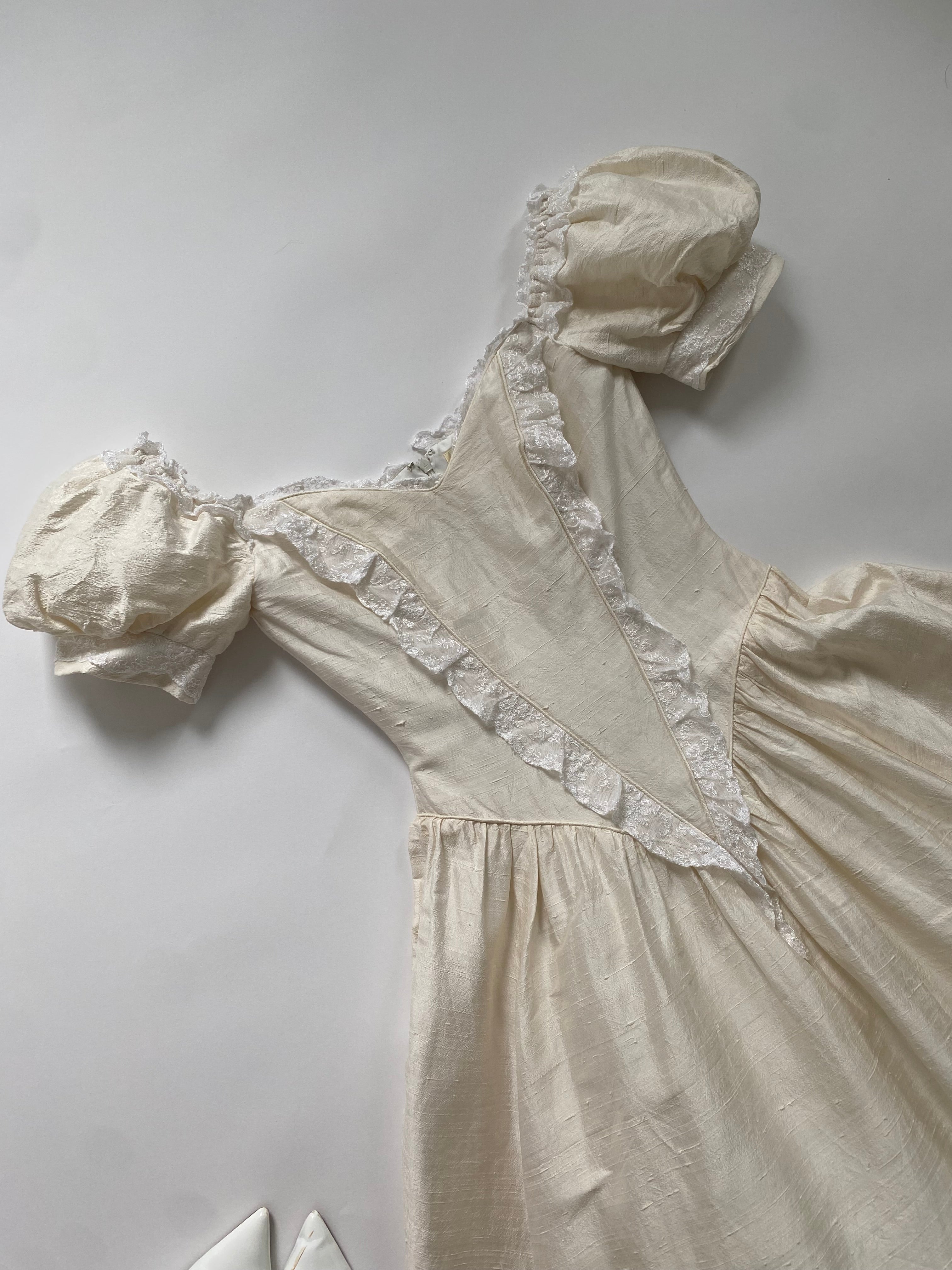 Vintage 90s Raw Silk Puff Sleeve Wedding Dress with Lace Accented Basque Bodice