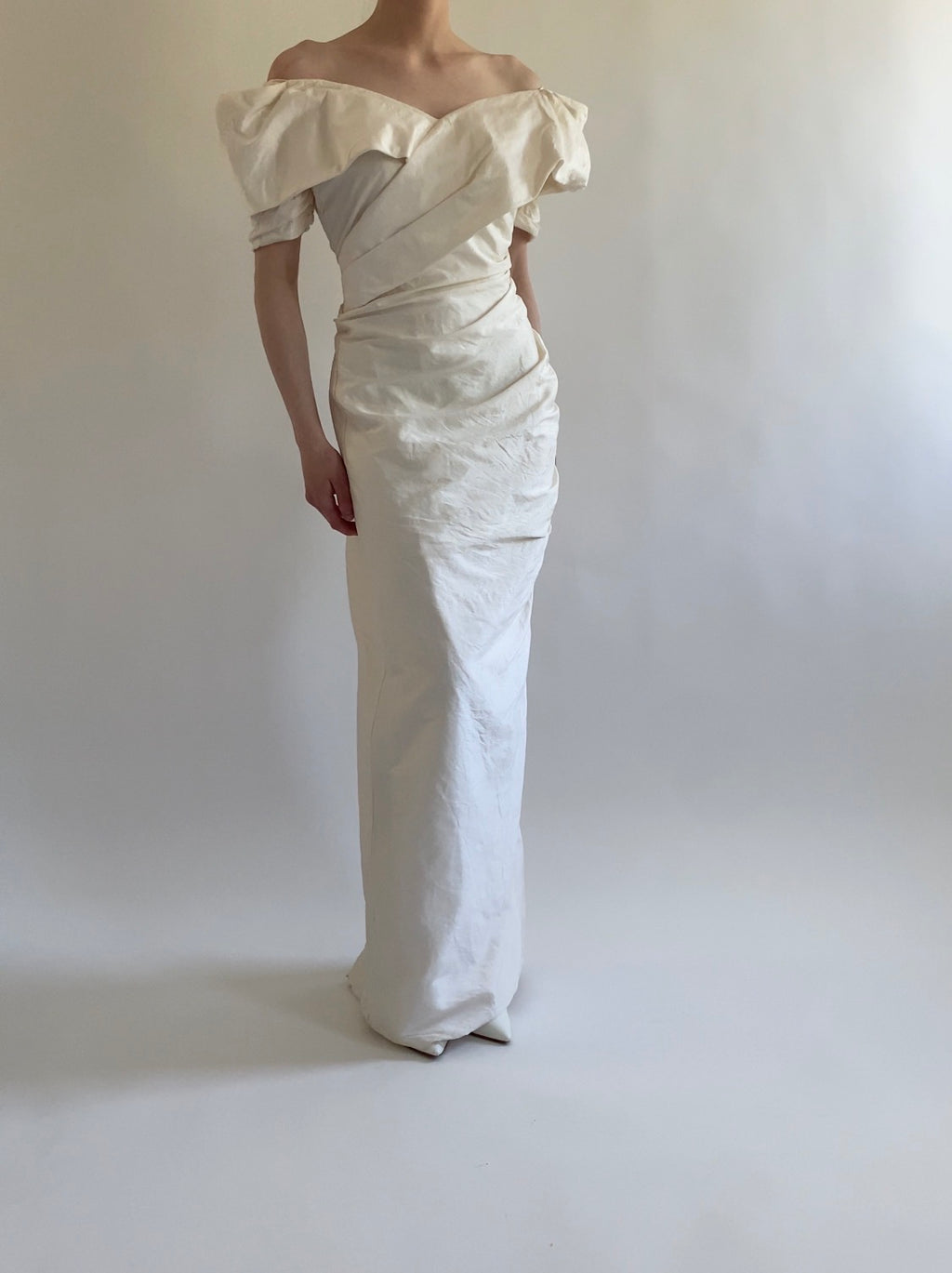 Vintage Silk Wedding Dress with Detachable Train
