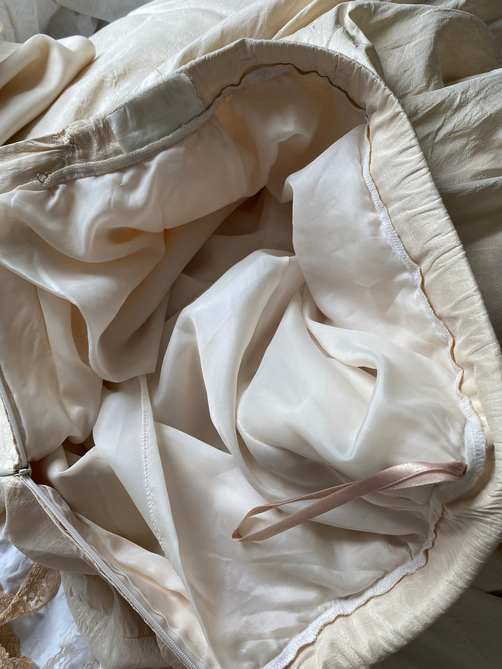 90s Silk 3-piece Wedding Dress Set Corset and Skirt with Rosettes