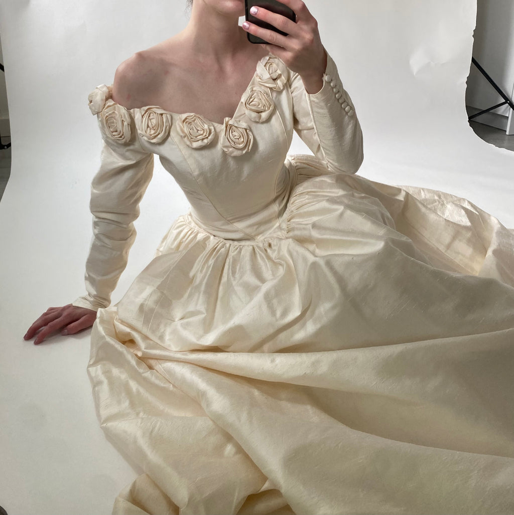 Vintage Rosette Wedding Dress