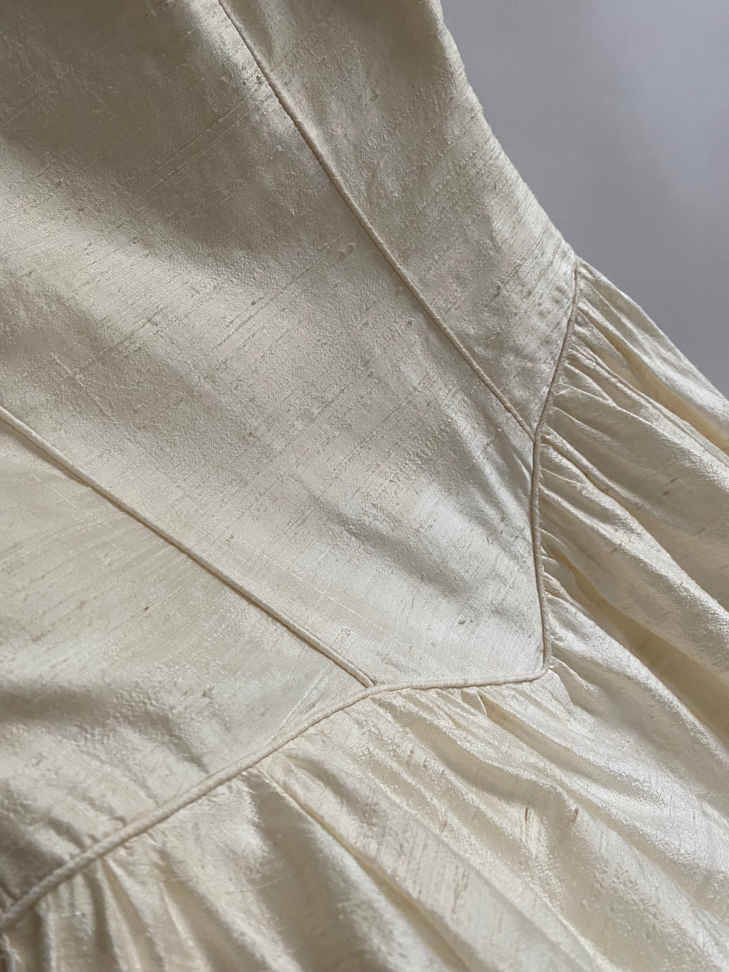 Vintage Rosette Off Shoulder Raw Silk Wedding Dress