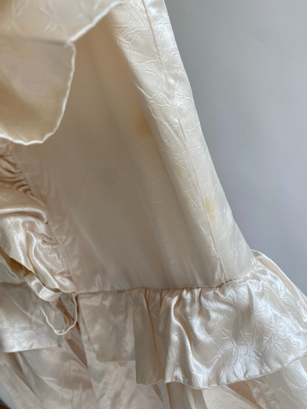 Vintage Victorian Inspired 1980s Wedding Dress in XS