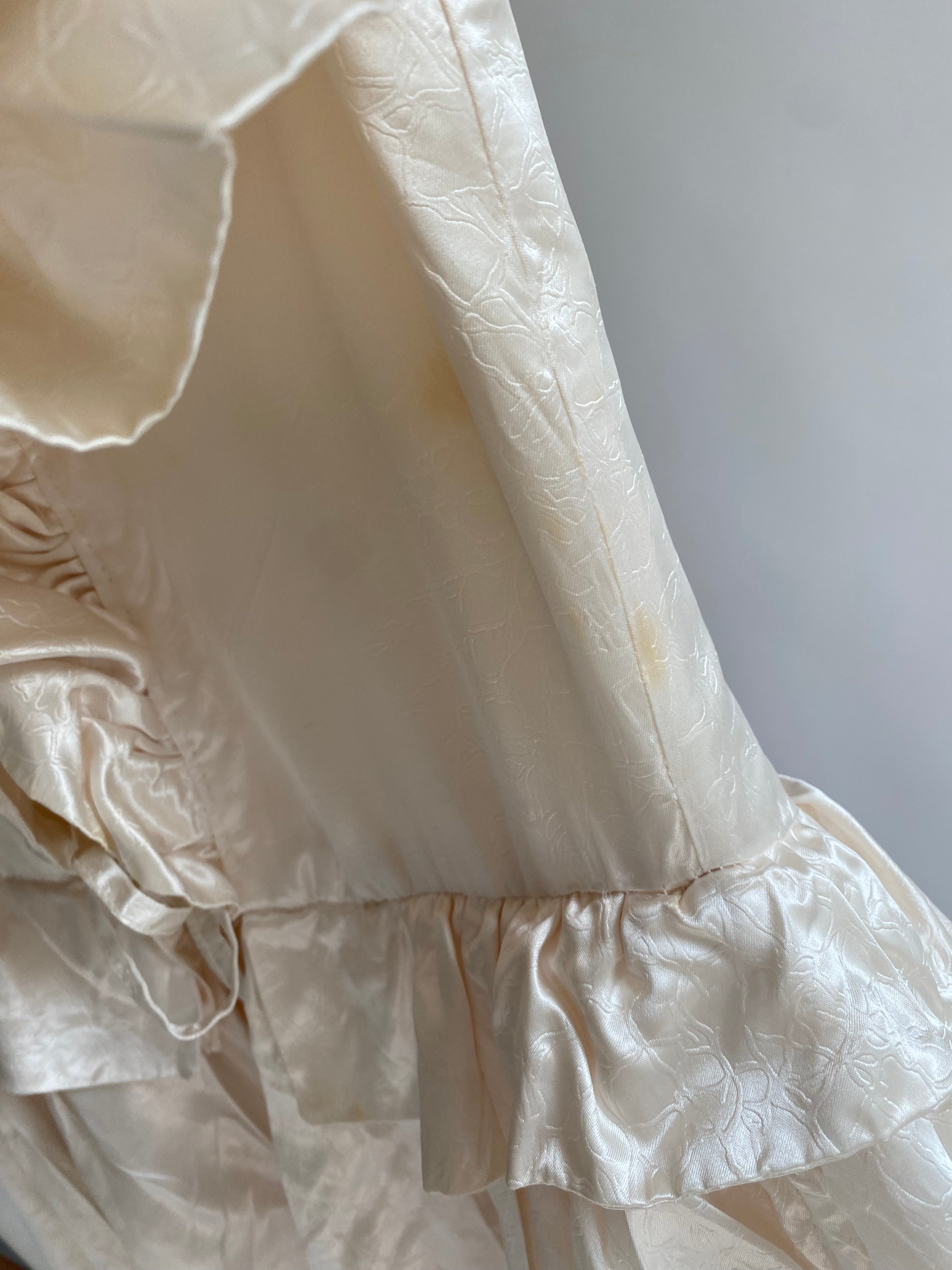 Vintage Victorian Inspired 1980s Wedding Dress in XS