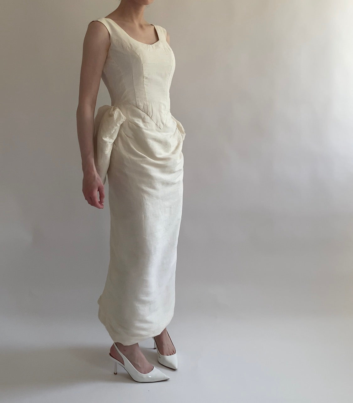 1980s Wedding Dress with a Statement Bow Detail