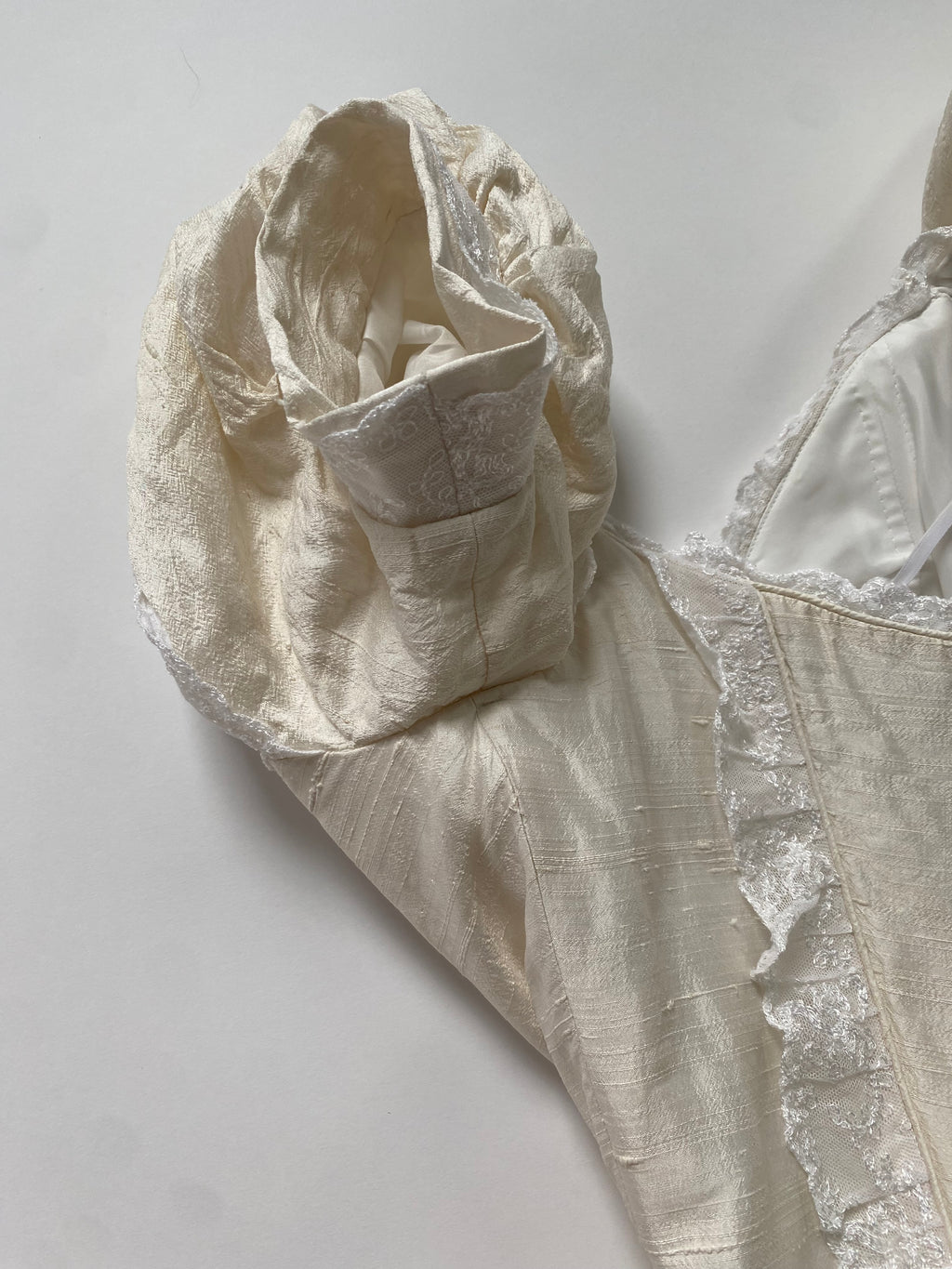 Vintage 90s Raw Silk Puff Sleeve Wedding Dress with Lace Accented Basque Bodice