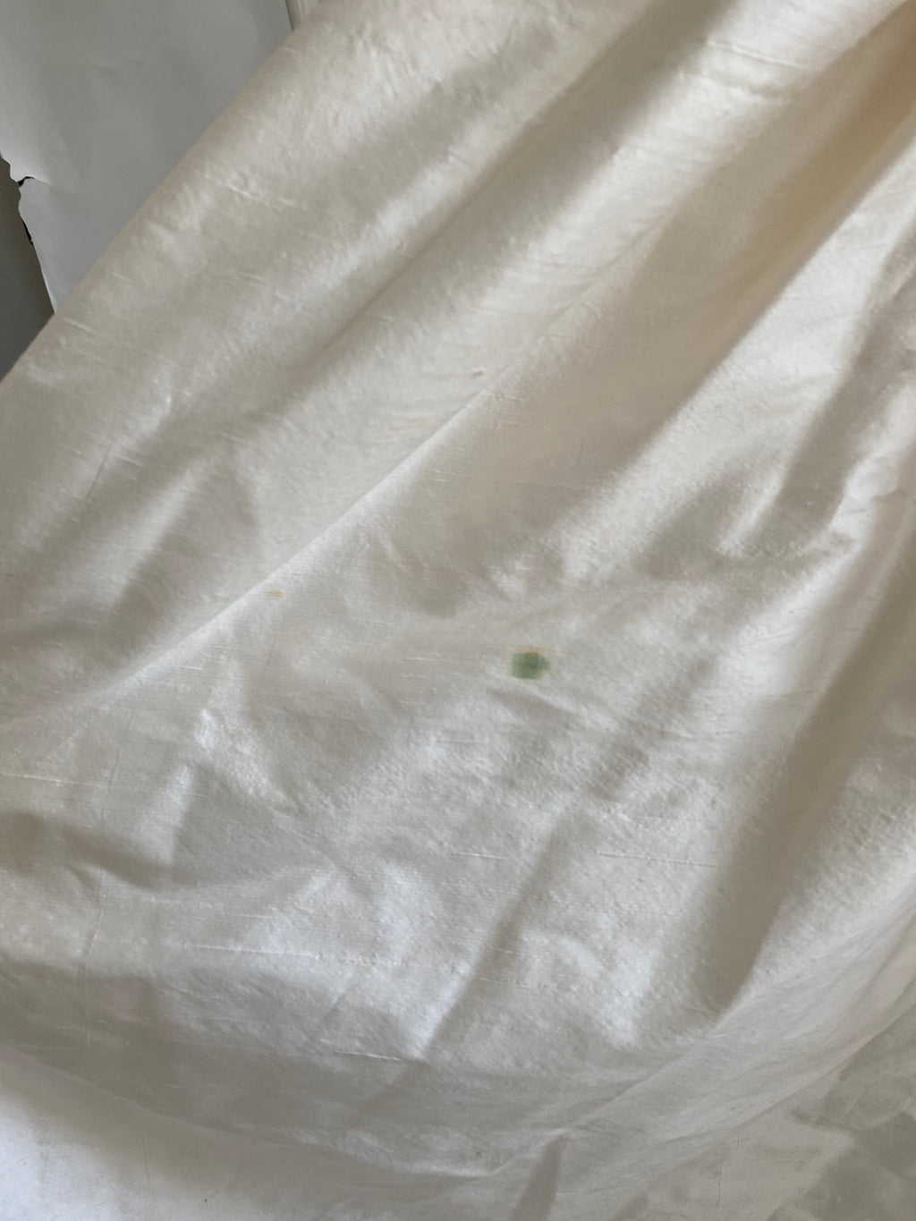1980s Rose Trimmed Silk Wedding Dress
