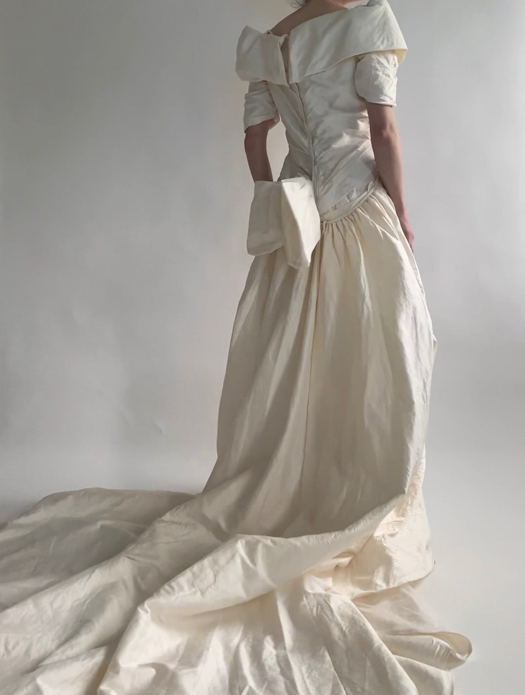 Vintage Silk Wedding Dress with Detachable Train