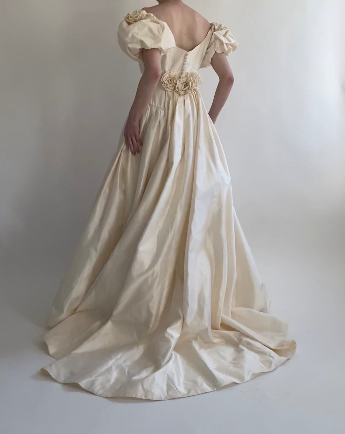 Vintage Silk Wedding Dress 013