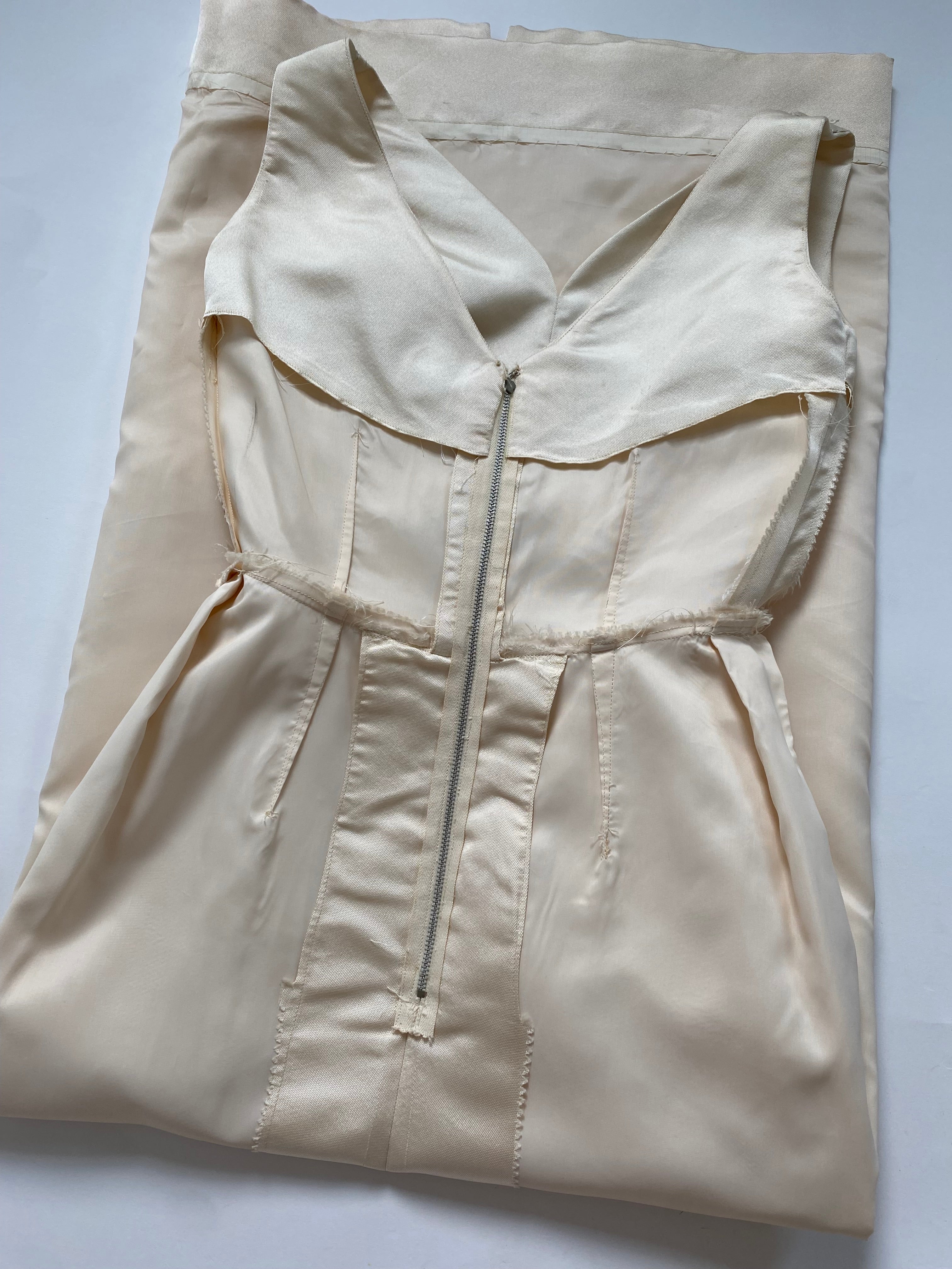 Vintage 1960s Wedding Dress