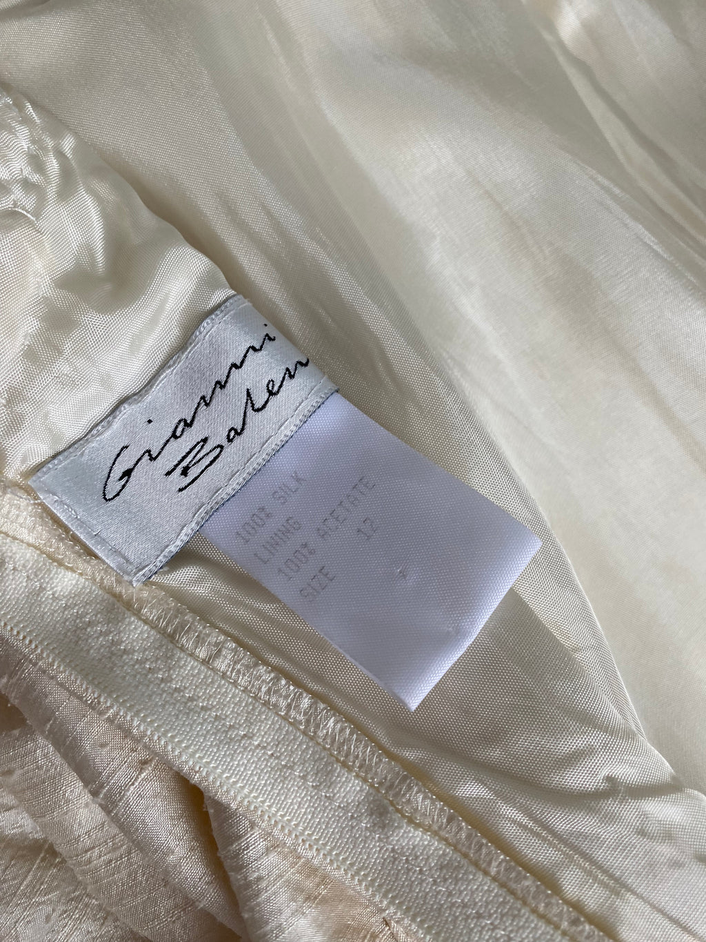 Vintage Rosette Off Shoulder Raw Silk Wedding Dress