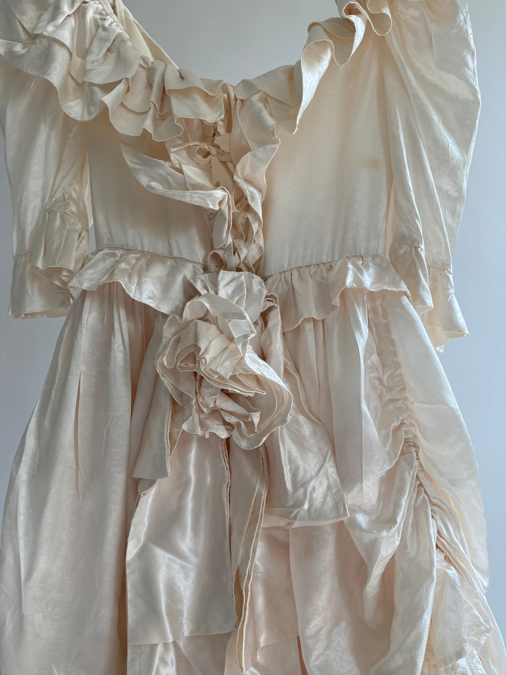 Vintage Victorian Inspired 1980s Wedding Dress in XS