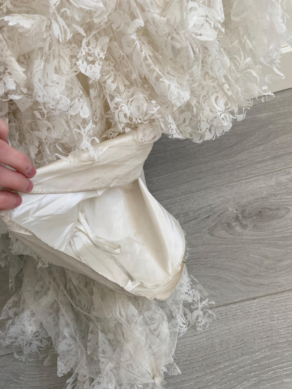 1990s Strapless Lace Wedding Gown