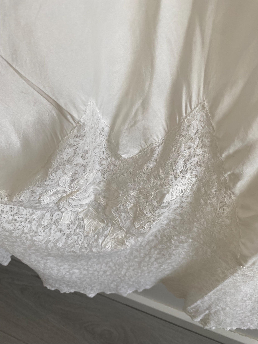 1930s Vintage Slip Dress with Lace and Embroidery Details