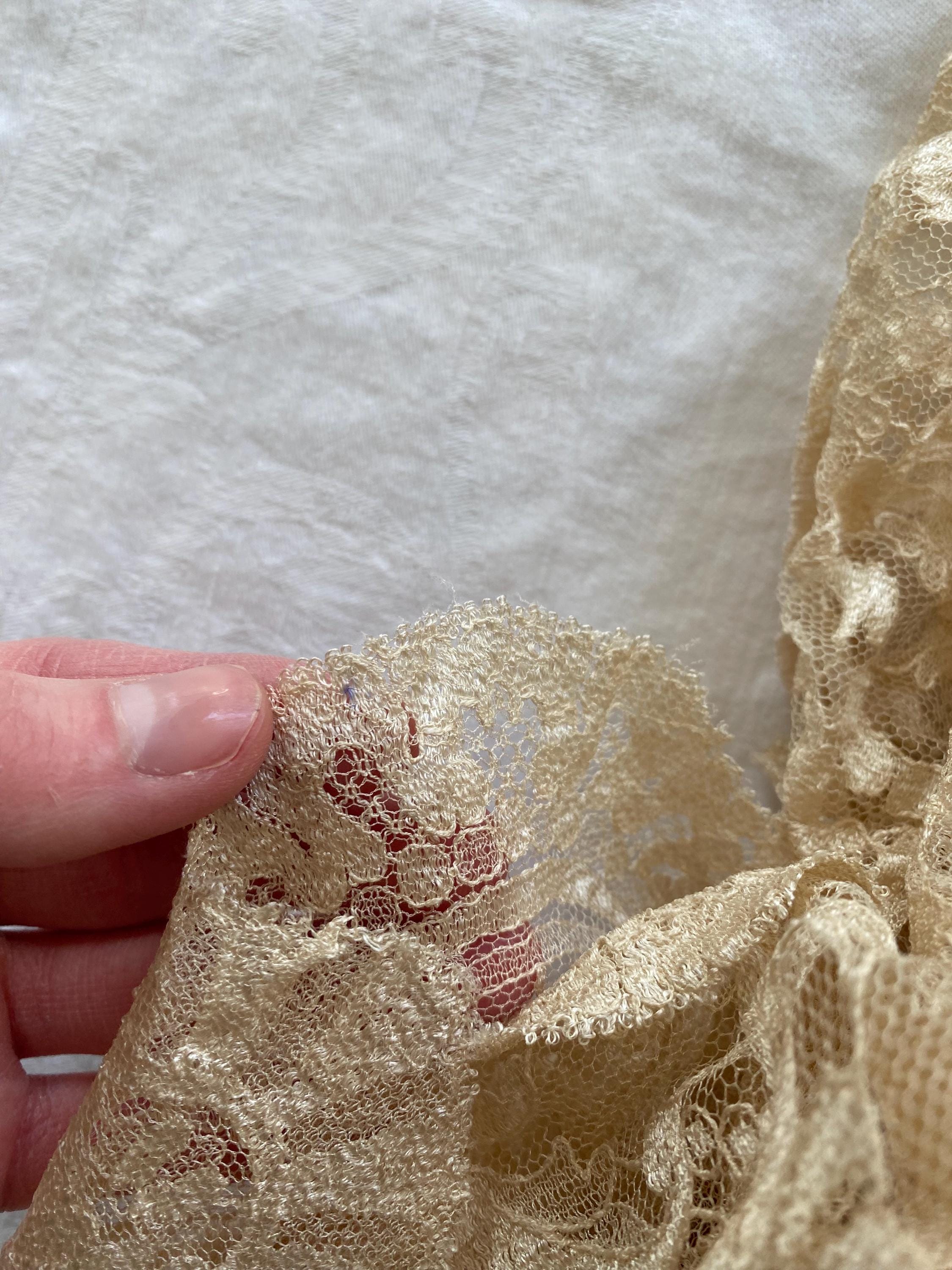 1930s Lace Wedding Veil