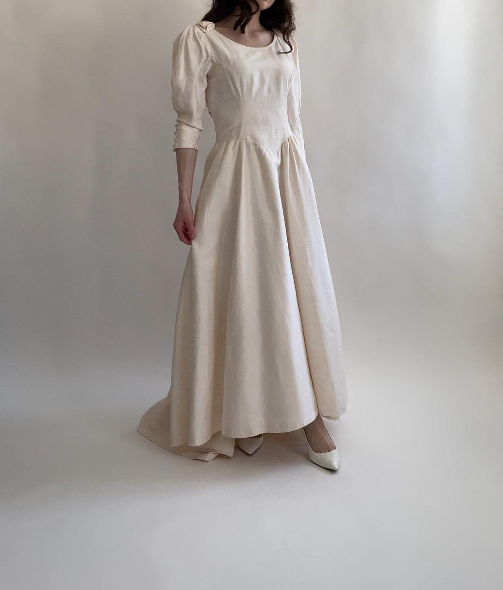 1990s Rosette Raw Silk Wedding Gown