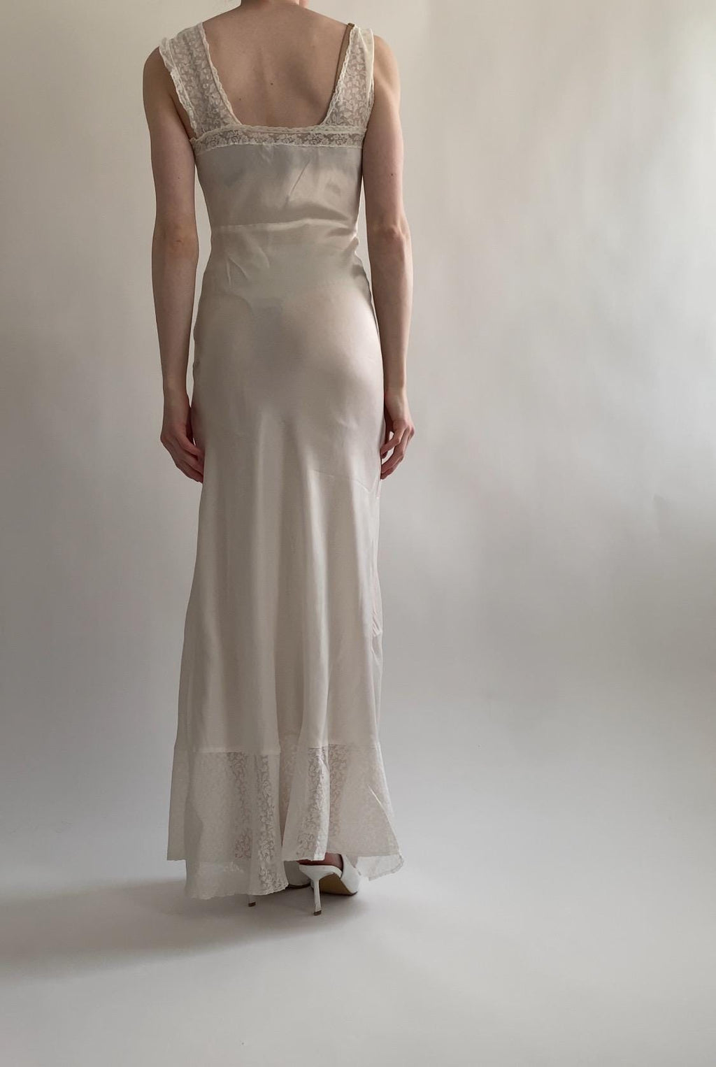 1930s Vintage Slip Dress with Lace and Embroidery Details